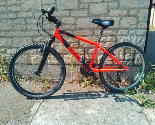 Btwin orange